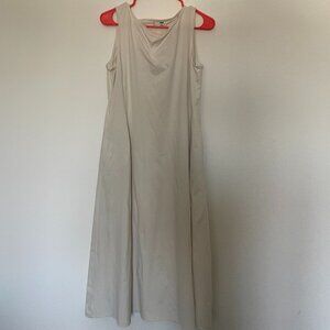 Uniqlo Ultra Stretch AIRism Sleeveless Dress